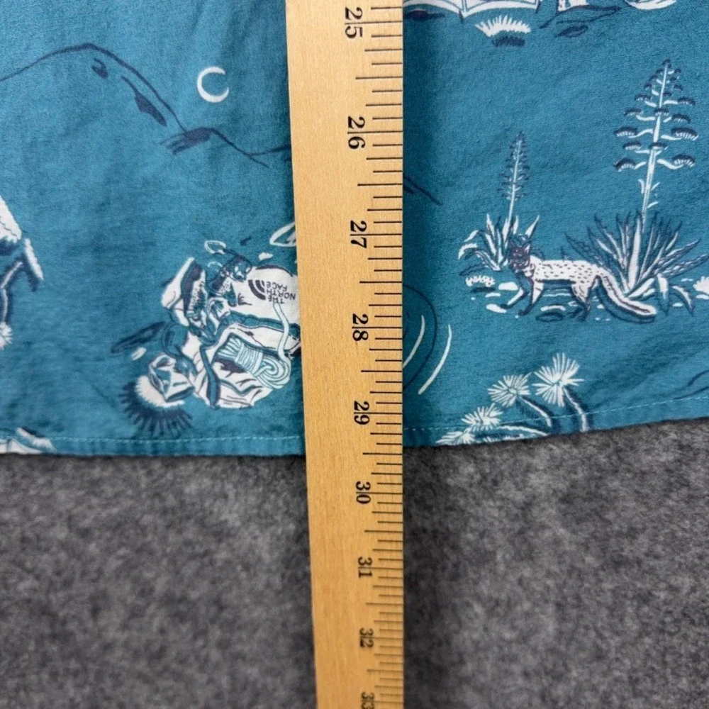 The North Face Shirt‎ Mens Large Blue Camp Print Short Sleeve Hiking Outdoor